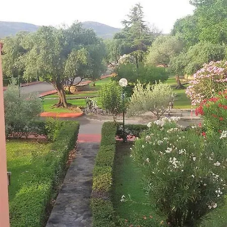 Da Francesco Villaggio Degli Ulivi *